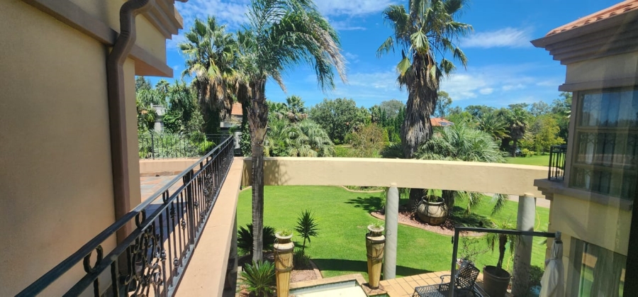6 Bedroom Property for Sale in Northdene Gauteng