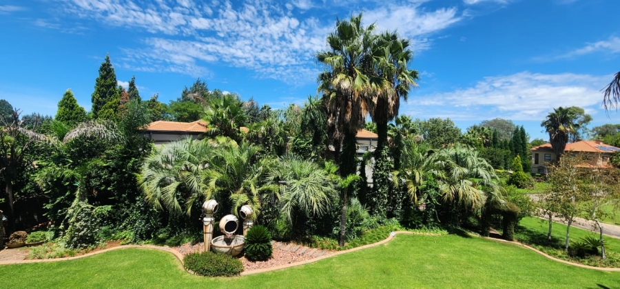 6 Bedroom Property for Sale in Northdene Gauteng