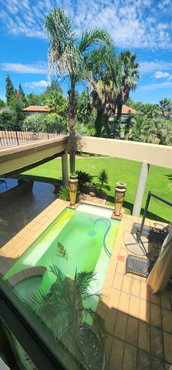 6 Bedroom Property for Sale in Northdene Gauteng