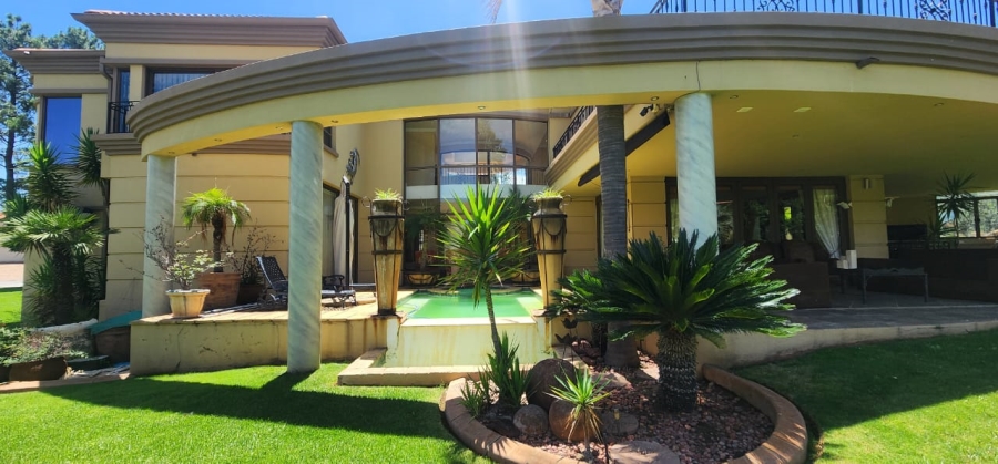 6 Bedroom Property for Sale in Northdene Gauteng