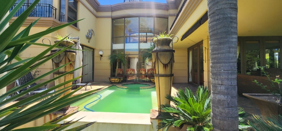 6 Bedroom Property for Sale in Northdene Gauteng