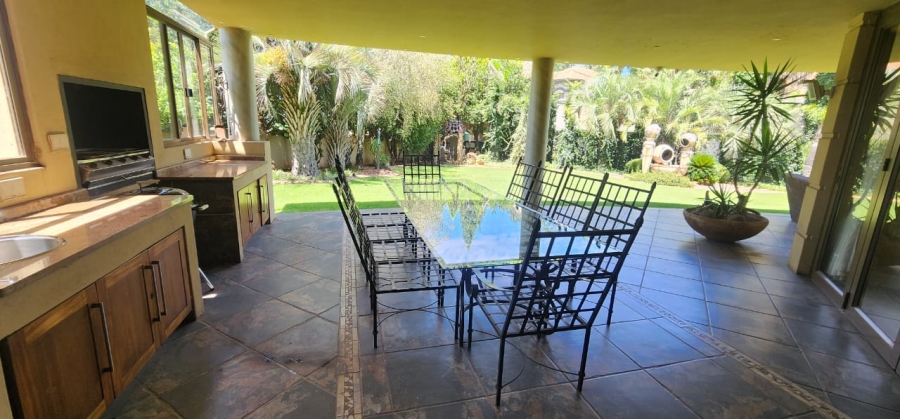 6 Bedroom Property for Sale in Northdene Gauteng