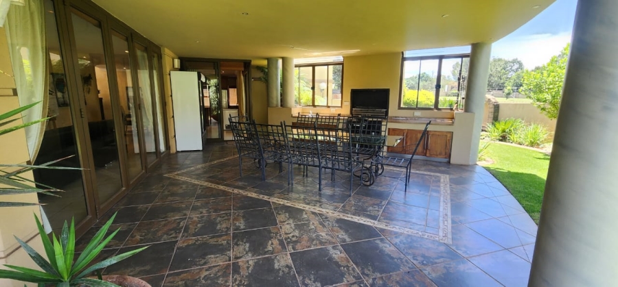 6 Bedroom Property for Sale in Northdene Gauteng