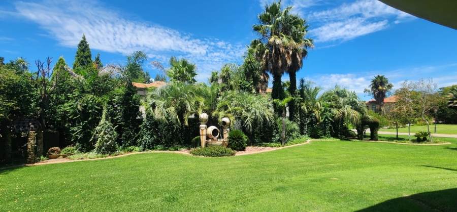 6 Bedroom Property for Sale in Northdene Gauteng