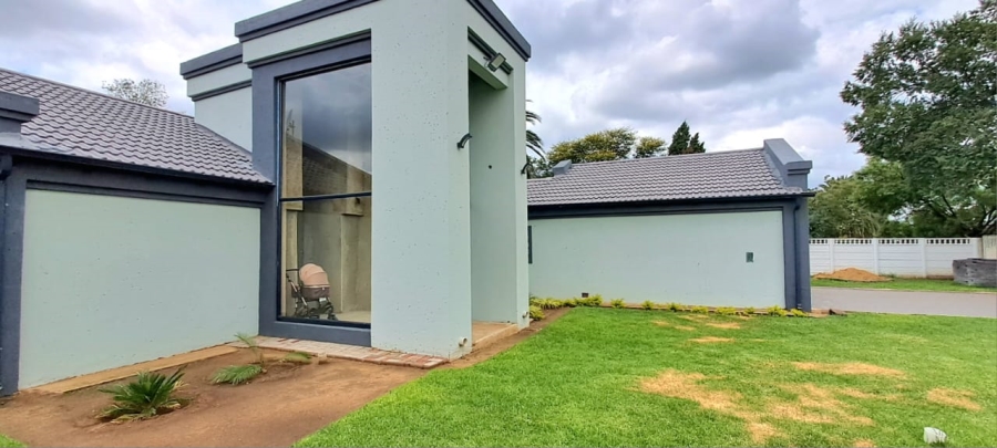 3 Bedroom Property for Sale in Waldrift Gauteng