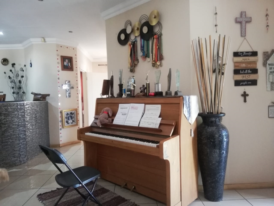 3 Bedroom Property for Sale in Three Rivers East Gauteng