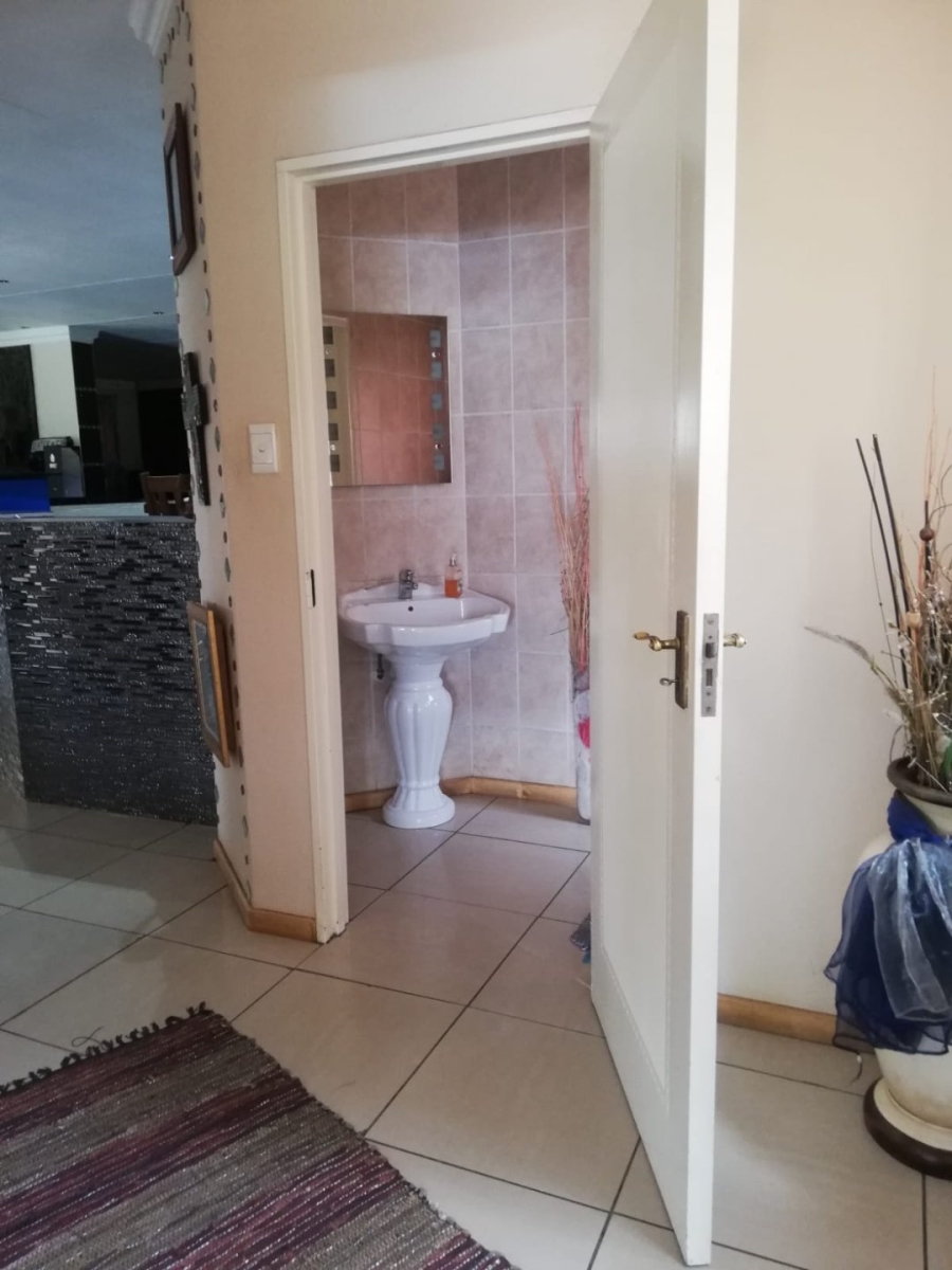 3 Bedroom Property for Sale in Three Rivers East Gauteng