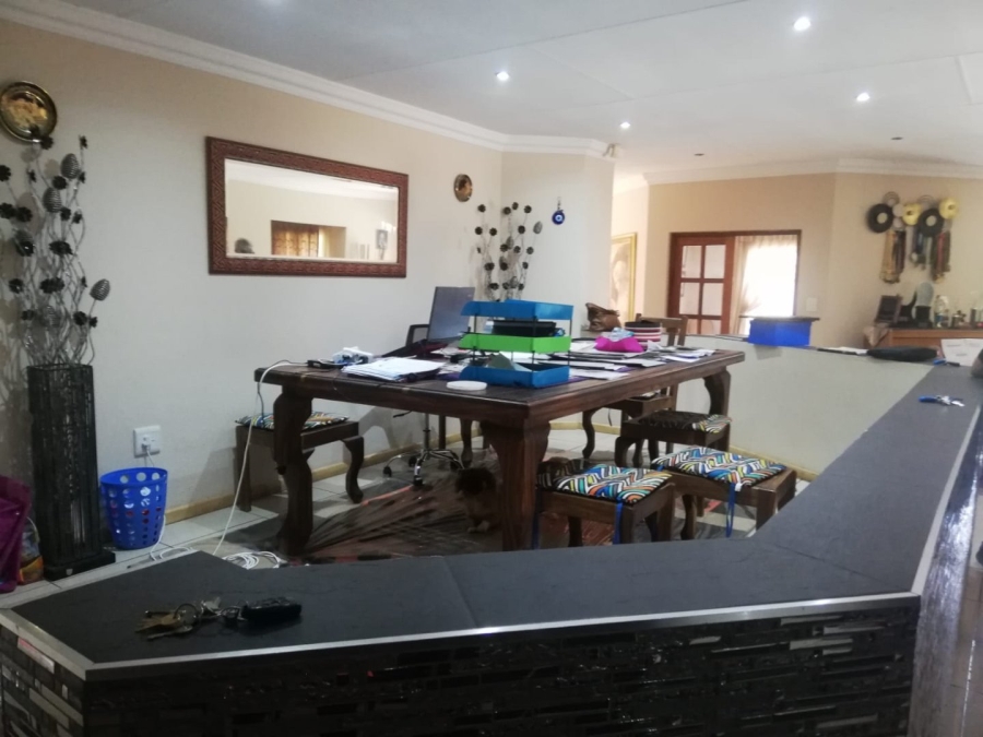 3 Bedroom Property for Sale in Three Rivers East Gauteng