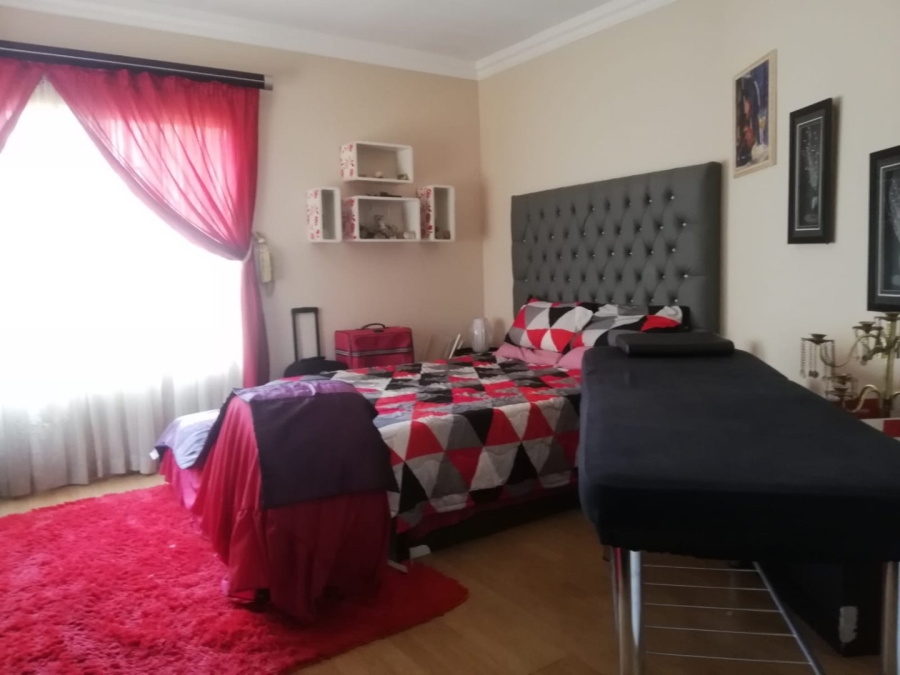 3 Bedroom Property for Sale in Three Rivers East Gauteng