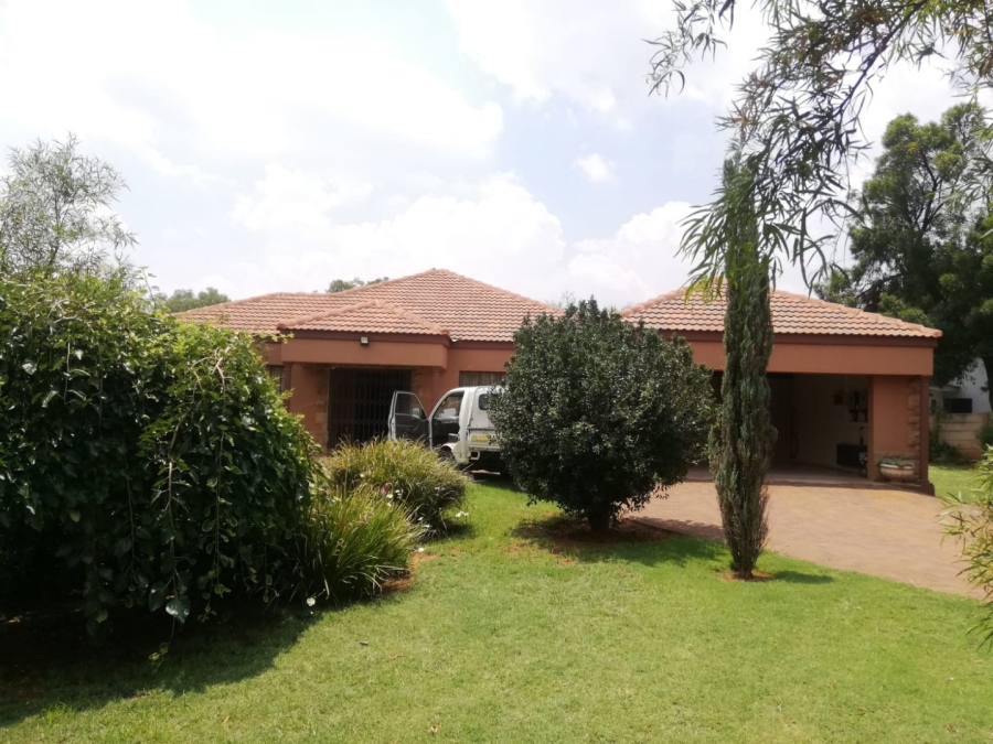 3 Bedroom Property for Sale in Three Rivers East Gauteng