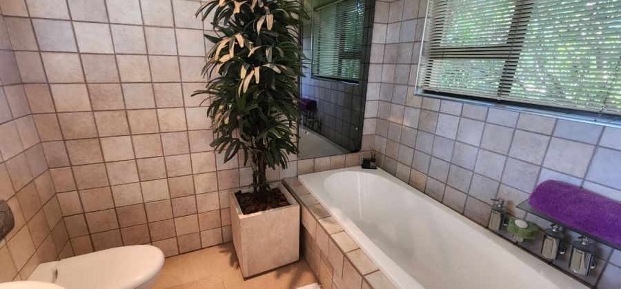 4 Bedroom Property for Sale in Northdene Gauteng
