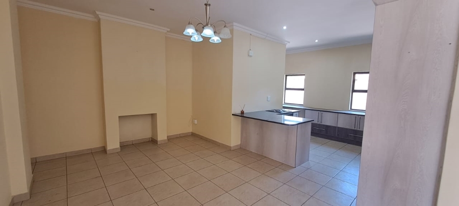 4 Bedroom Property for Sale in Three Rivers Proper Gauteng