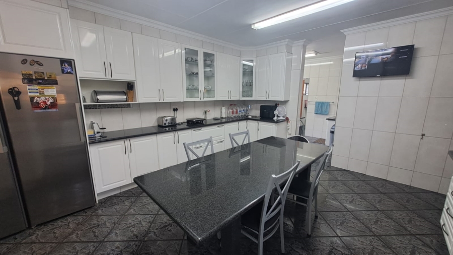 4 Bedroom Property for Sale in Three Rivers East Gauteng