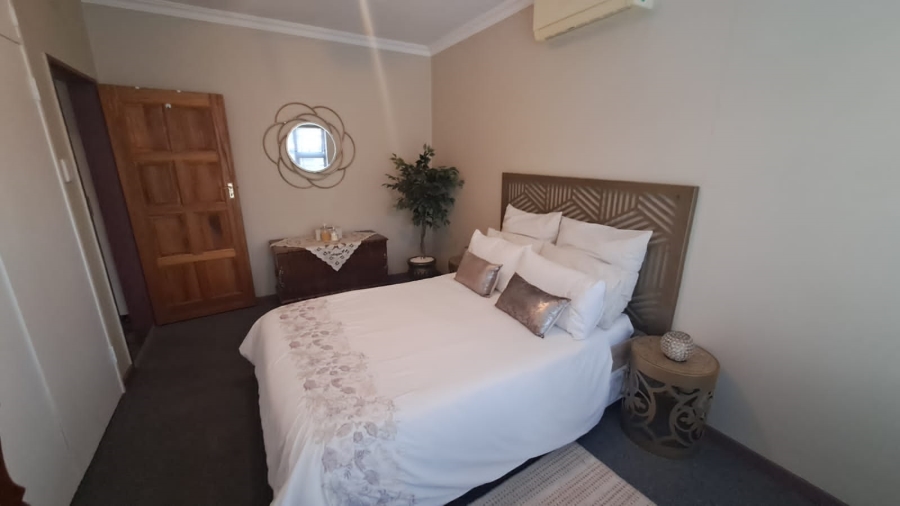 4 Bedroom Property for Sale in Three Rivers East Gauteng