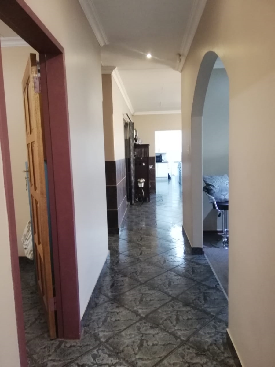 4 Bedroom Property for Sale in Three Rivers East Gauteng