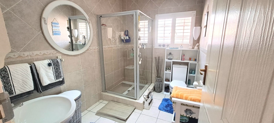 2 Bedroom Property for Sale in Three Rivers Proper Gauteng