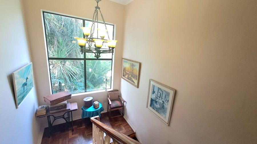 5 Bedroom Property for Sale in Three Rivers Proper Gauteng