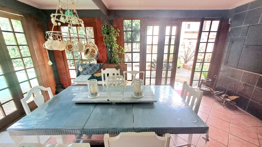 5 Bedroom Property for Sale in Three Rivers Proper Gauteng