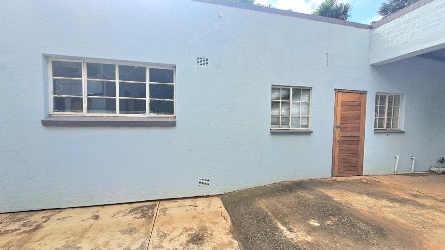 5 Bedroom Property for Sale in Three Rivers Proper Gauteng