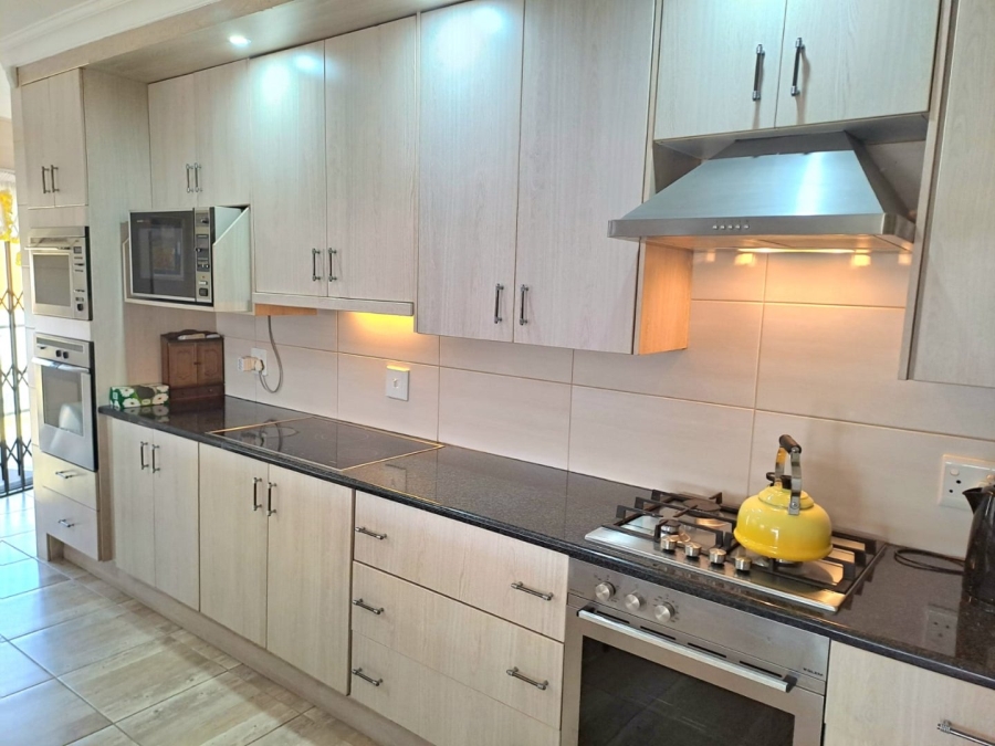 4 Bedroom Property for Sale in Three Rivers East Gauteng