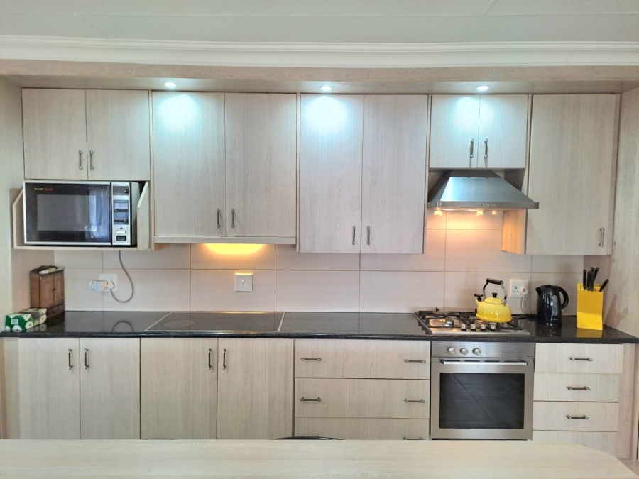 4 Bedroom Property for Sale in Three Rivers East Gauteng