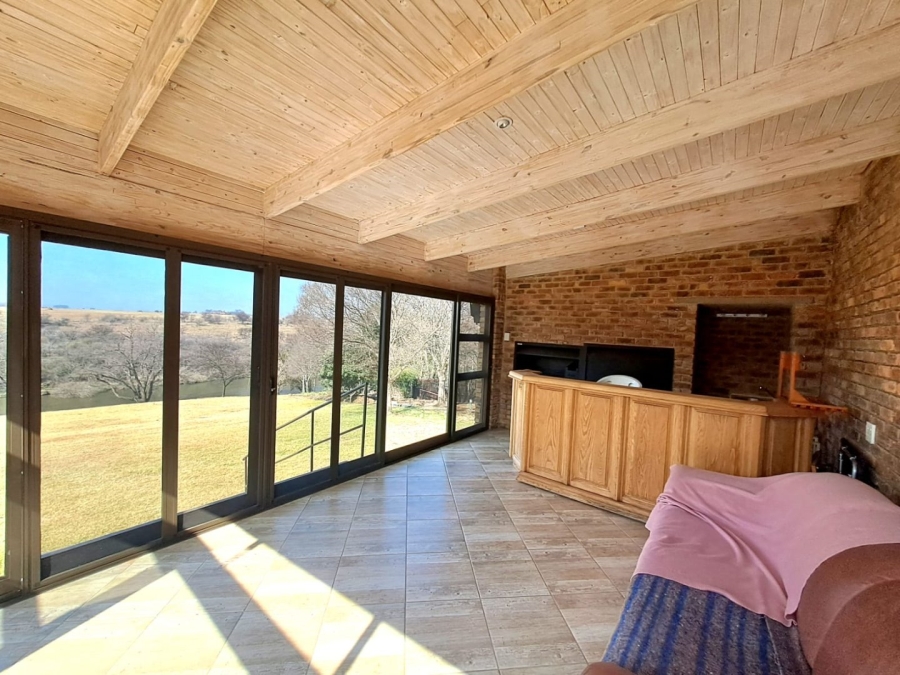 4 Bedroom Property for Sale in Three Rivers East Gauteng