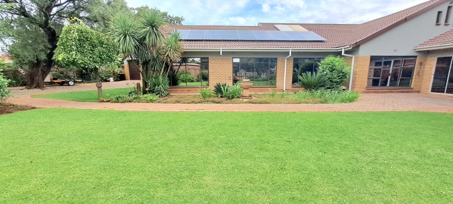 4 Bedroom Property for Sale in Three Rivers East Gauteng