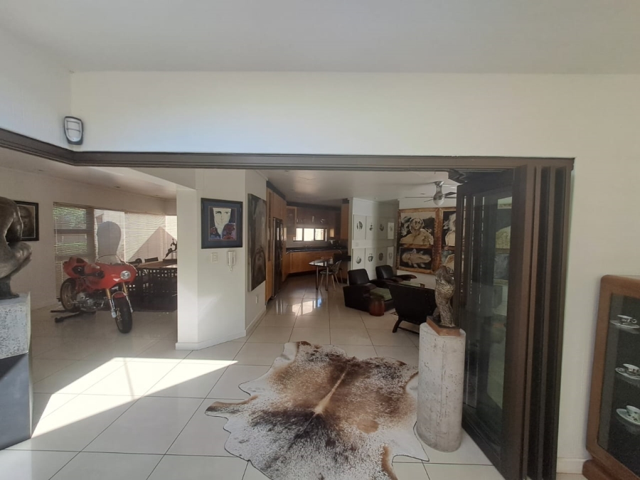 4 Bedroom Property for Sale in Three Rivers Proper Gauteng