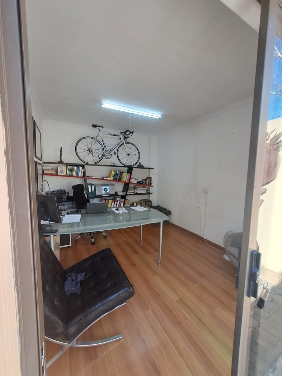 4 Bedroom Property for Sale in Three Rivers Proper Gauteng