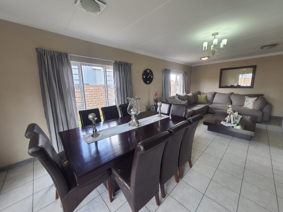 3 Bedroom Property for Sale in Riverspray Lifestyle Estate Gauteng