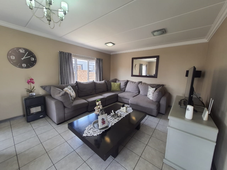 3 Bedroom Property for Sale in Riverspray Lifestyle Estate Gauteng