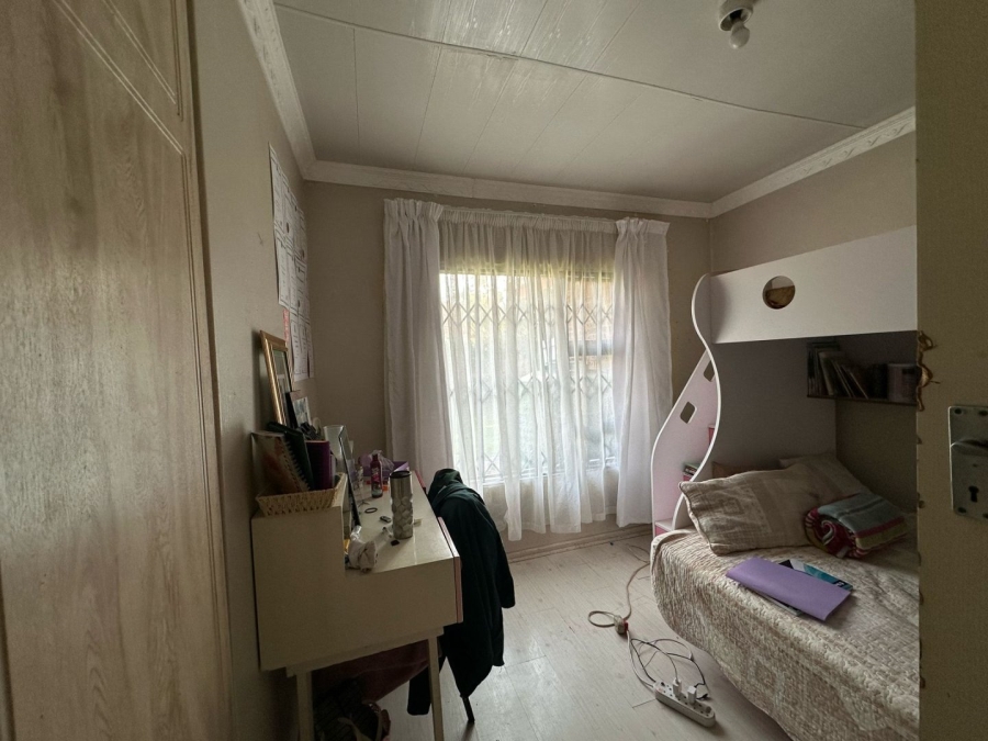 4 Bedroom Property for Sale in Waldrift Gauteng