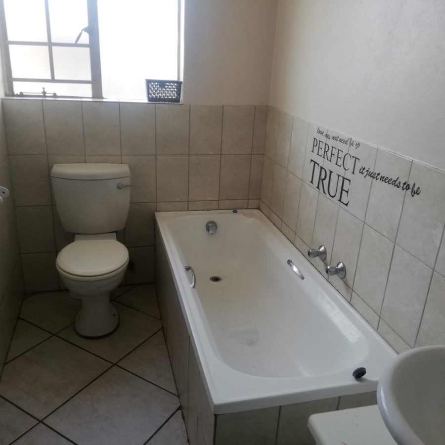 2 Bedroom Property for Sale in Sylviavale Gauteng