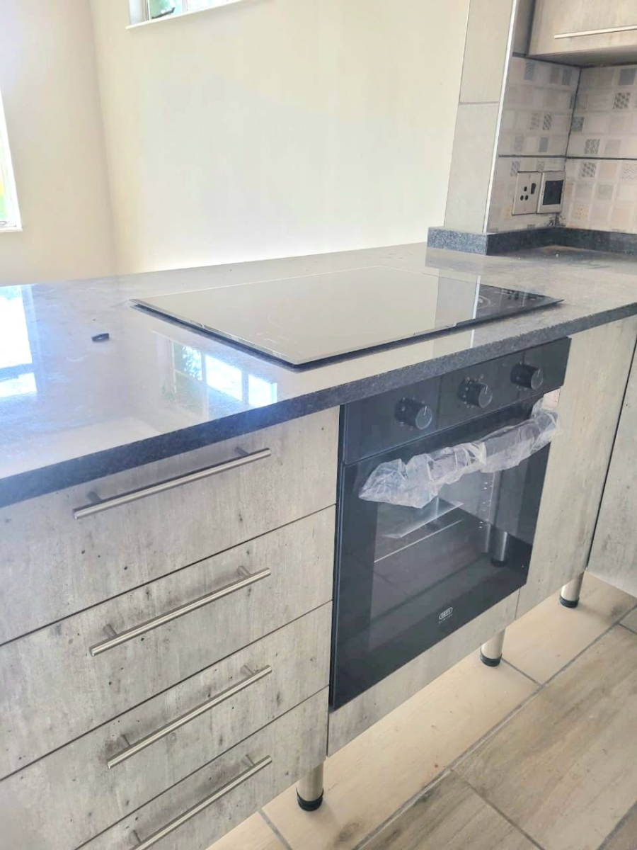 1 Bedroom Property for Sale in Three Rivers Gauteng