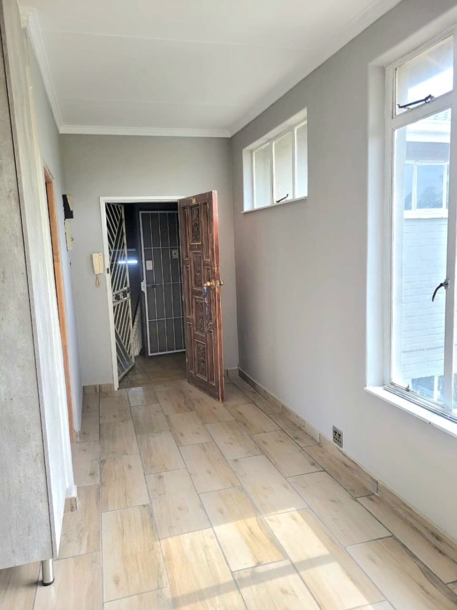 1 Bedroom Property for Sale in Three Rivers Gauteng
