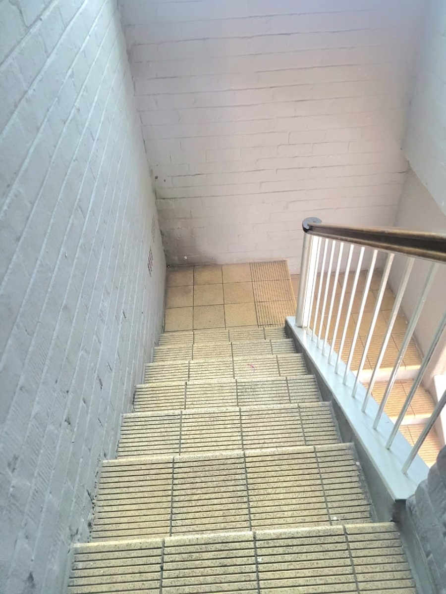 1 Bedroom Property for Sale in Three Rivers Gauteng