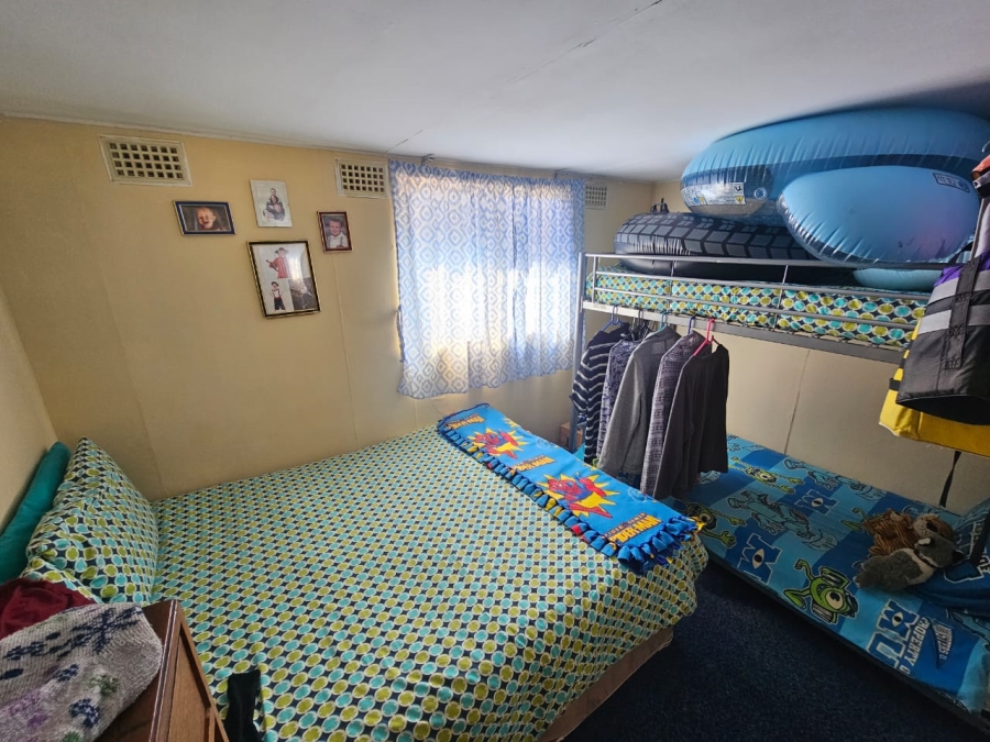 4 Bedroom Property for Sale in Lochvaal Gauteng