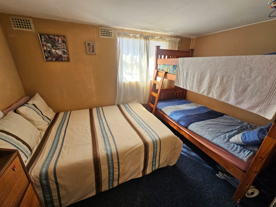 4 Bedroom Property for Sale in Lochvaal Gauteng