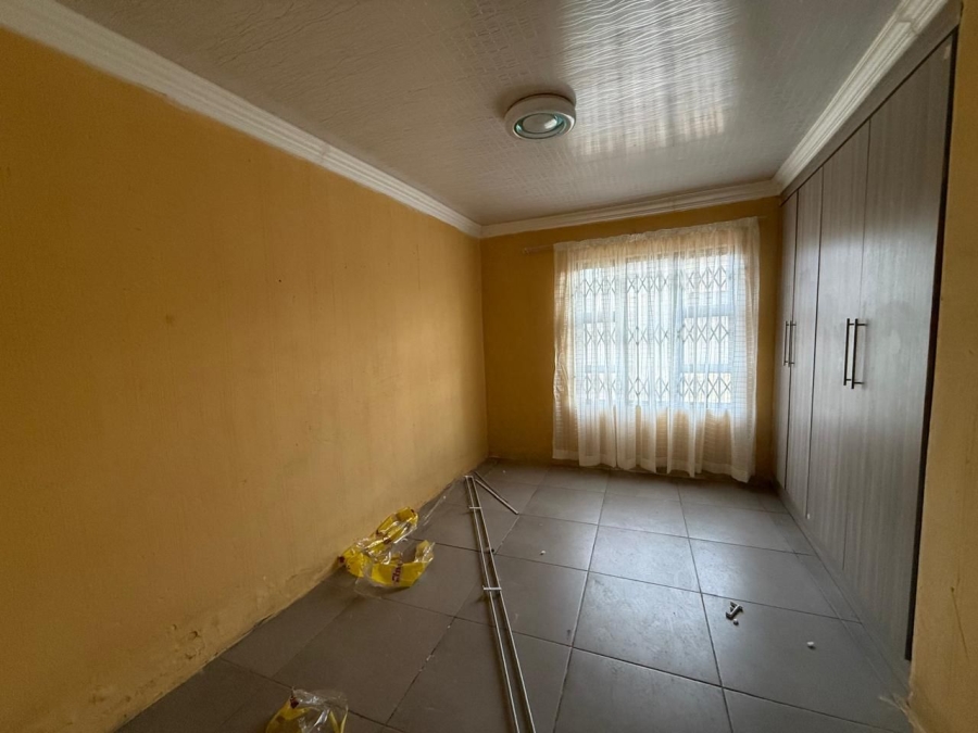 5 Bedroom Property for Sale in Waldrift Gauteng