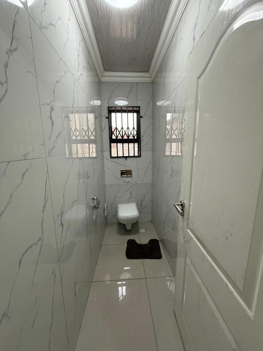 5 Bedroom Property for Sale in Waldrift Gauteng