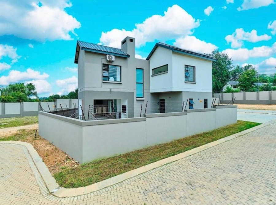 4 Bedroom Property for Sale in Bryanston Gauteng