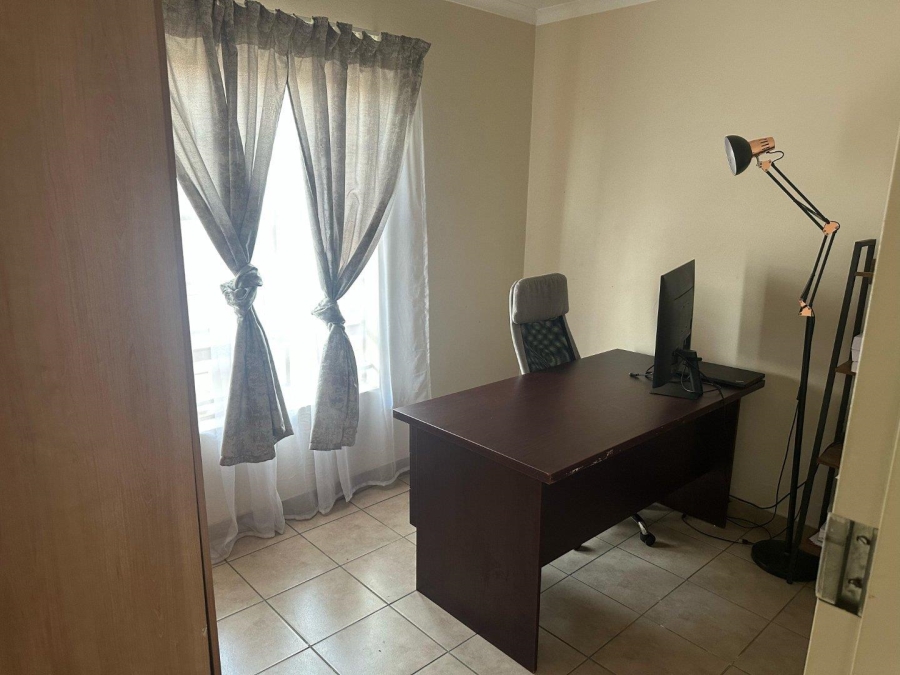 3 Bedroom Property for Sale in Thatch Hill Estate Gauteng
