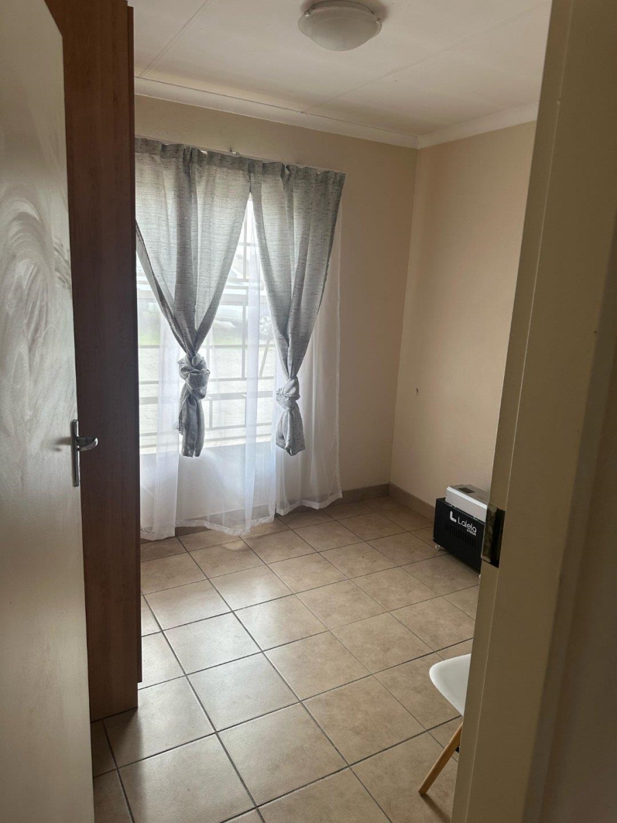 3 Bedroom Property for Sale in Thatch Hill Estate Gauteng