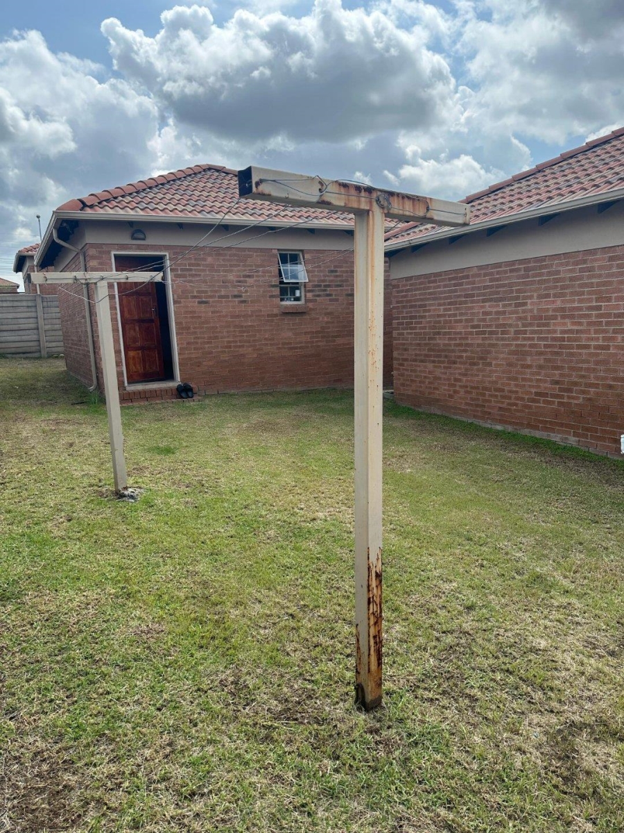 3 Bedroom Property for Sale in Thatch Hill Estate Gauteng
