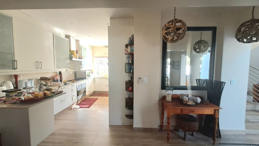 3 Bedroom Property for Sale in Three Rivers Proper Gauteng
