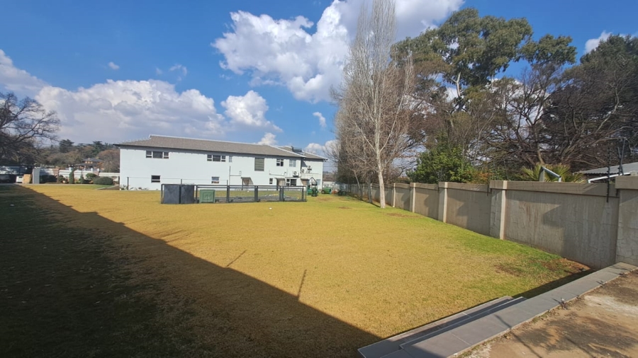 3 Bedroom Property for Sale in Three Rivers Proper Gauteng