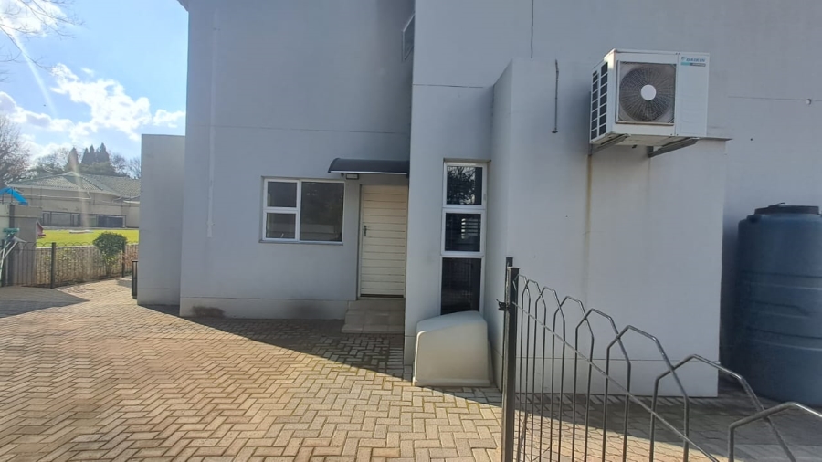 3 Bedroom Property for Sale in Three Rivers Proper Gauteng