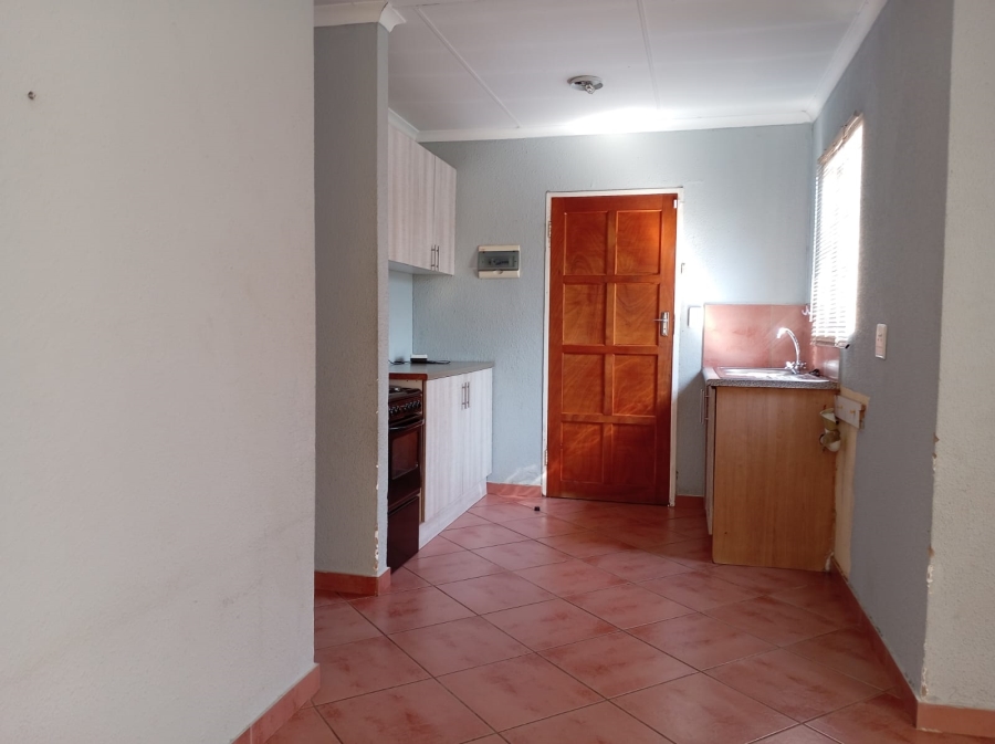 3 Bedroom Property for Sale in Elandspoort Gauteng