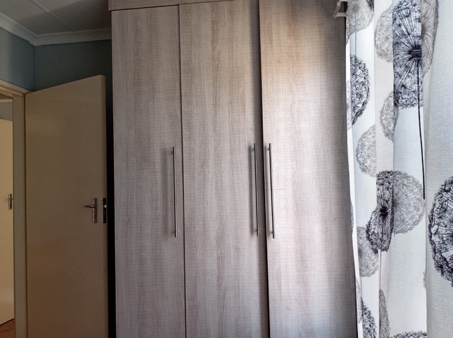 3 Bedroom Property for Sale in Elandspoort Gauteng