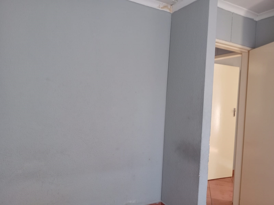 3 Bedroom Property for Sale in Elandspoort Gauteng